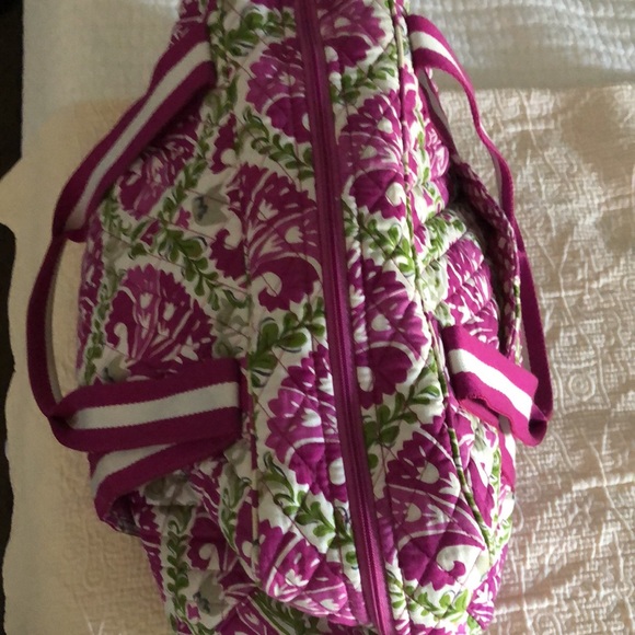 Vera Bradley - Picture 4 of 4